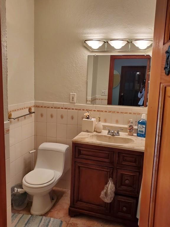13 Mckinley Road Worcester, MA 01605 - Photo 8 of 30 Gallery Image 8