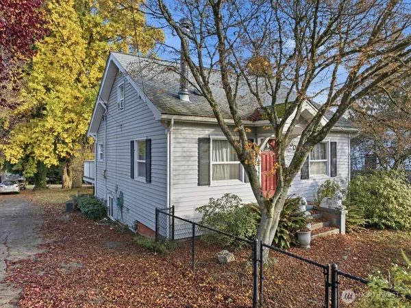 $1,048,000 | 7807 Grant Drive, Everett, WA 98203