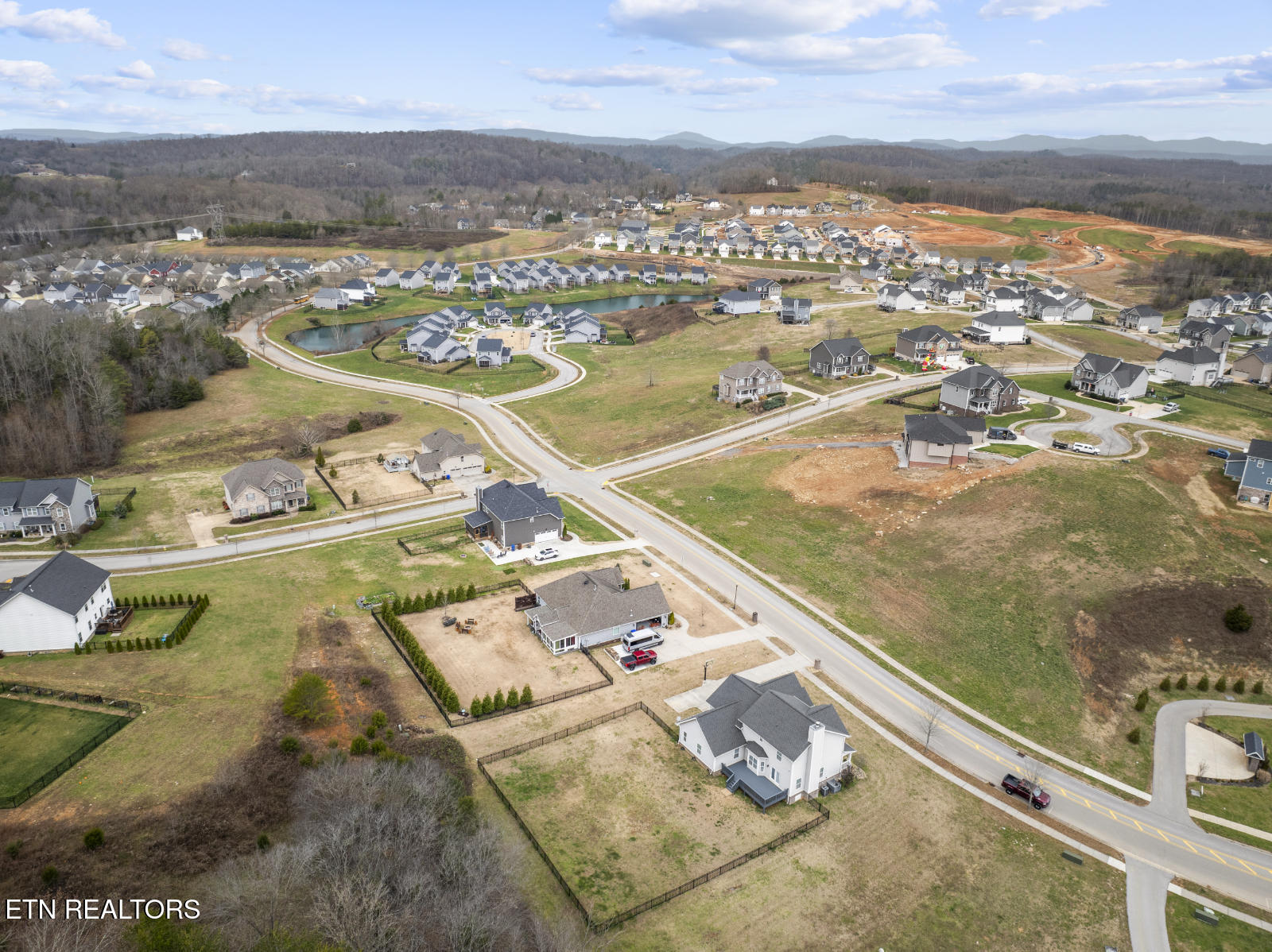 485 Broadberry Avenue Oak Ridge, TN 37830 - Photo 12 of 60 DJI_20251210103853_0480_D