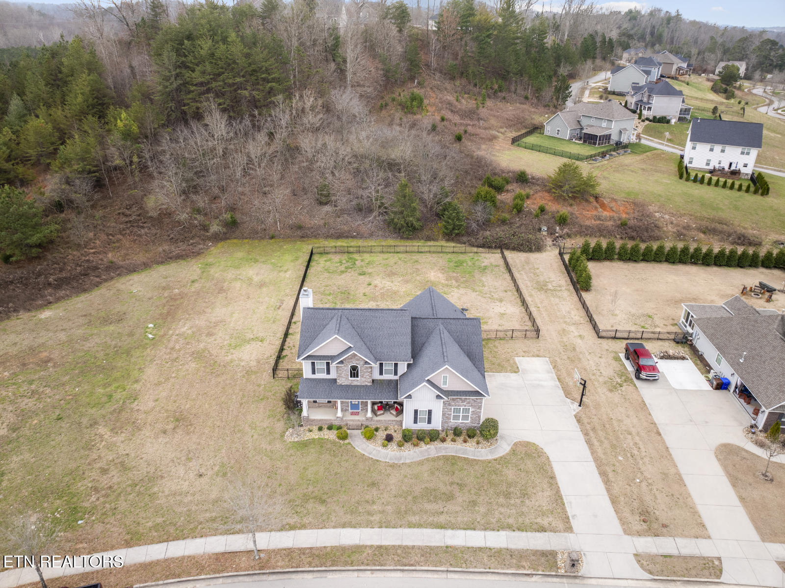 485 Broadberry Avenue Oak Ridge, TN 37830 - Photo 8 of 60 DJI_20251210102925_0463_D