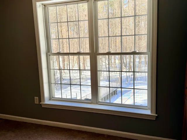 $659,900 | 1 Olde Bridge Lane, Epping, NH 03042