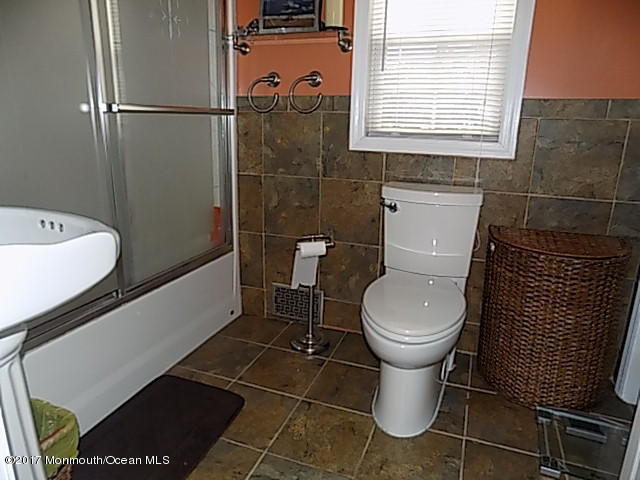 298 Cherry Quay Road Brick, NJ 08723 - Photo 9 of 18 bath in main house