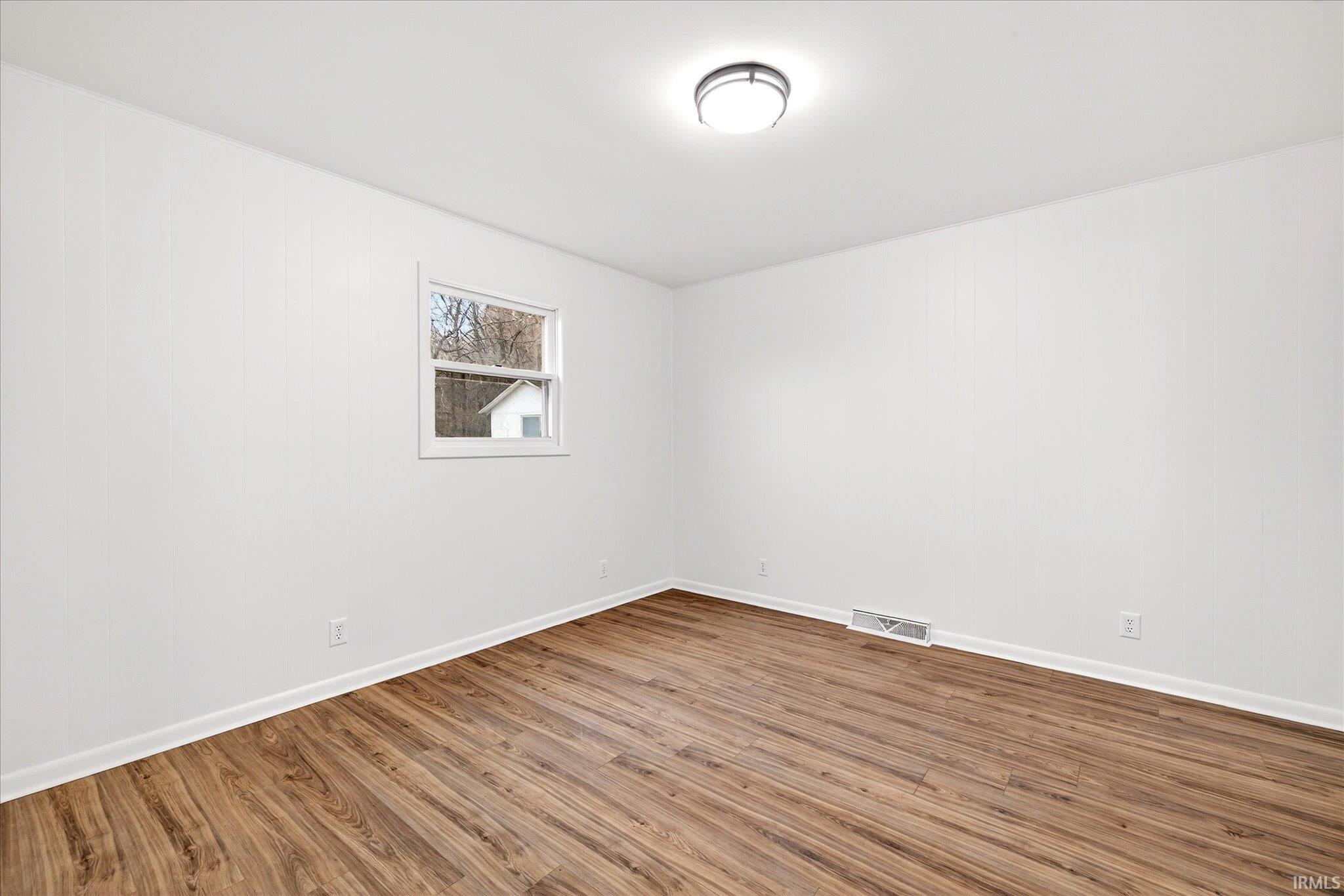 7744 Highway 43 Spencer, IN 47460 - Photo 13 of 36