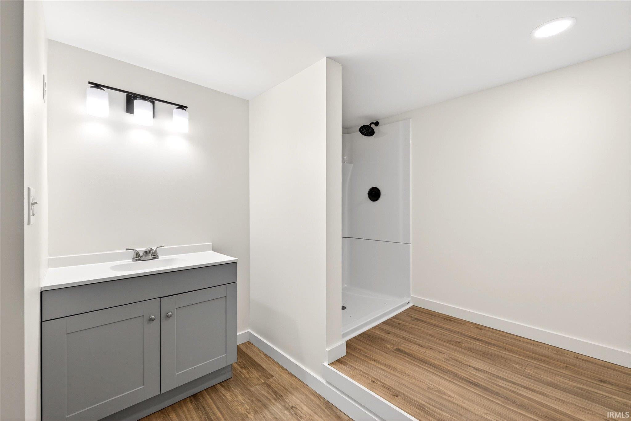 7744 Highway 43 Spencer, IN 47460 - Photo 16 of 36