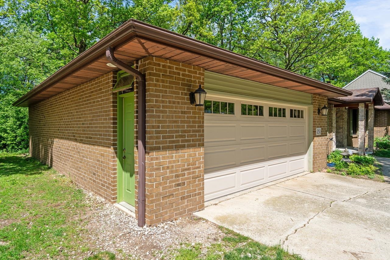 250 Traders Point Green Bay, WI 54302 - Photo 42 of 56
