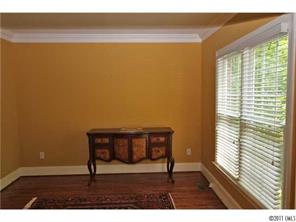 6735 Fox Ridge Circle Davidson, NC 28036 - Photo 9 of 16 Gallery Image 9