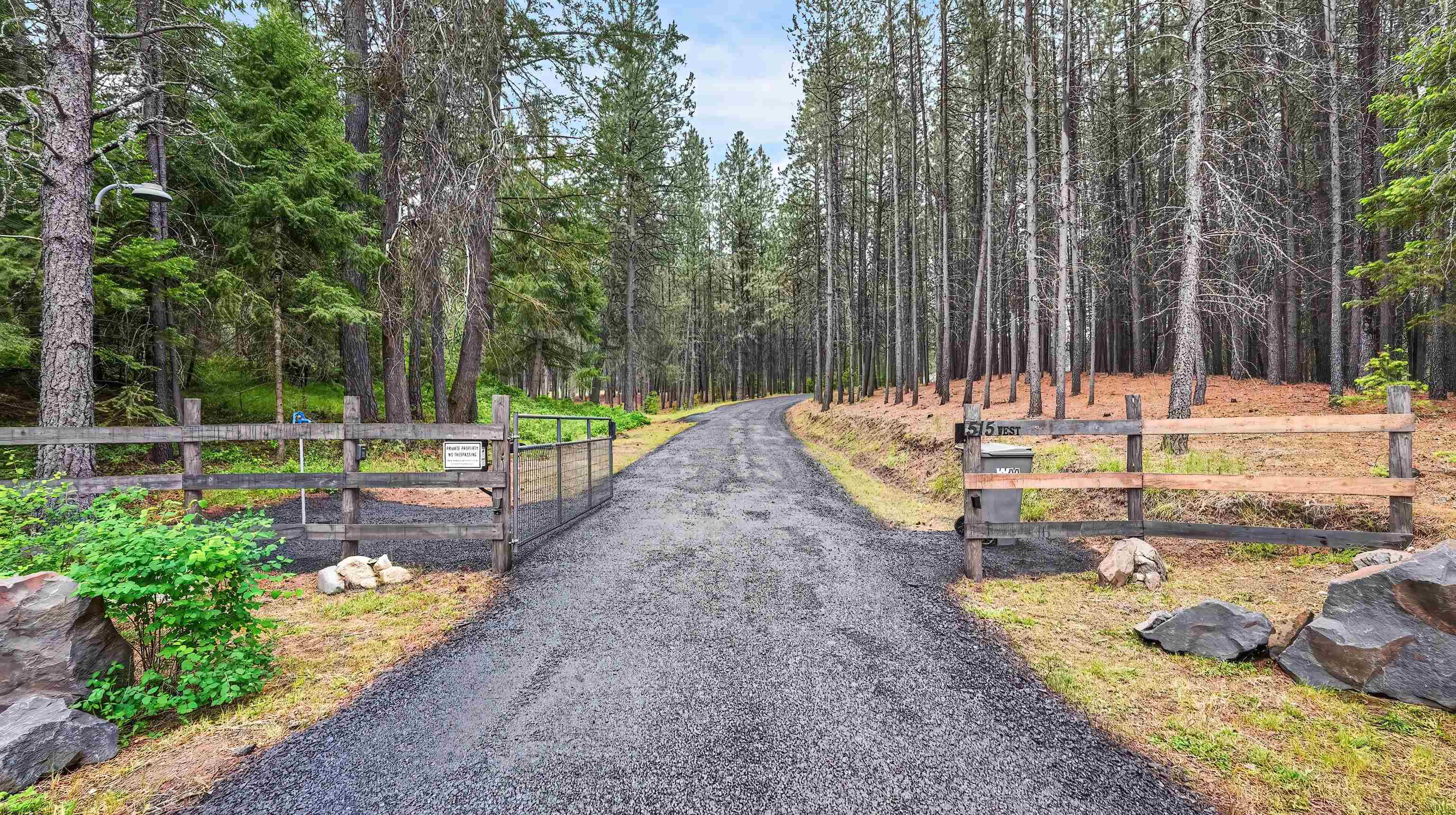 515 West Chattaroy Road Colbert, WA 99005 - Photo 5 of 50