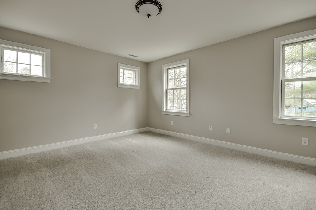 423 Dutton Road Sudbury, MA 01776 - Photo 22 of 28 Gallery Image 22
