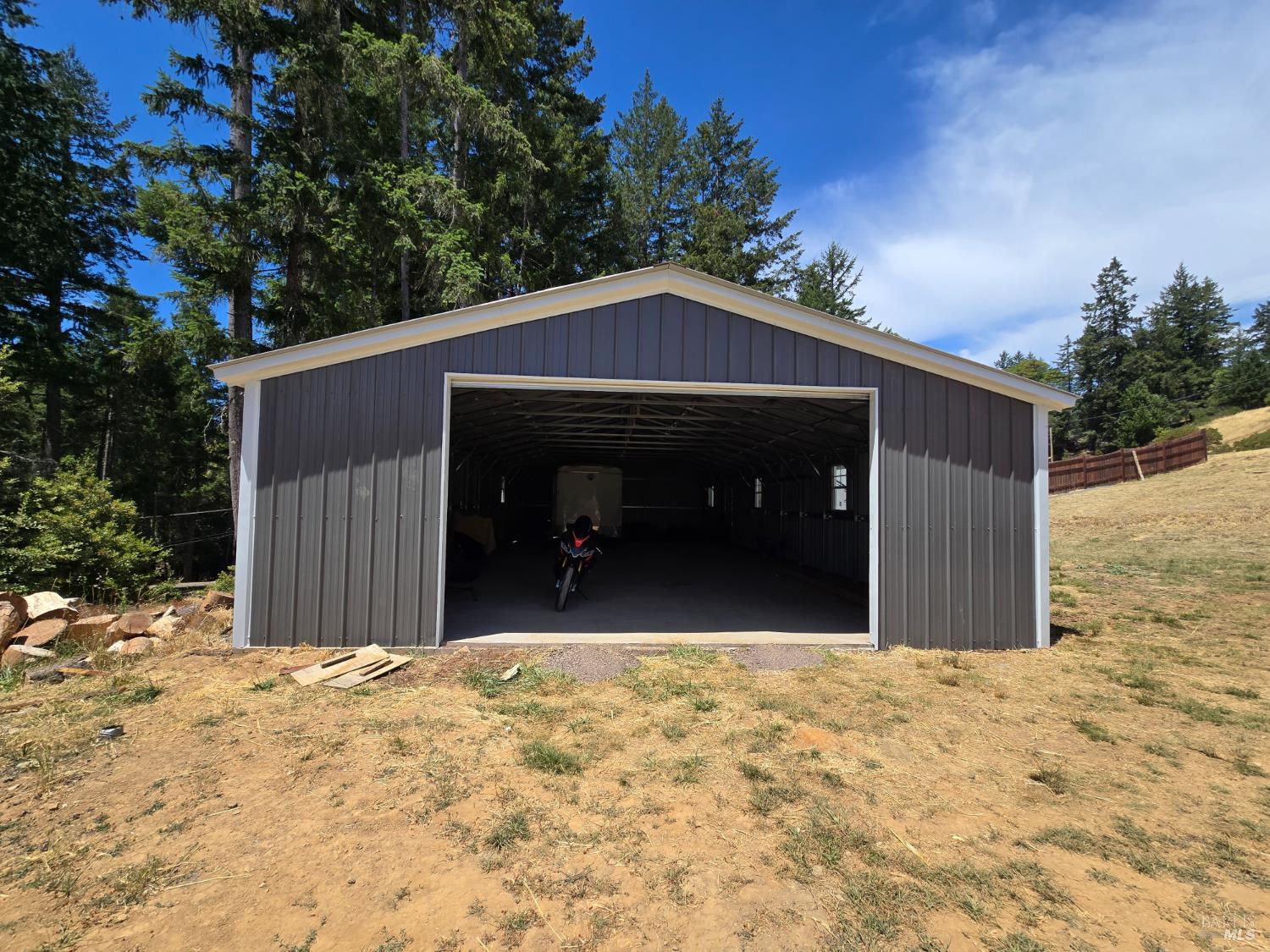 26102 Peacock Road Willits, CA 95490 - Photo 3 of 16