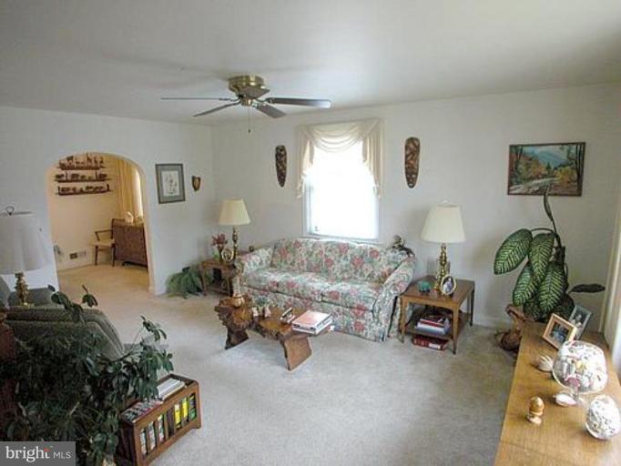 1828 Ellinwood Road Rosedale, MD 21237 - Photo 20 of 24 Living Room #2
