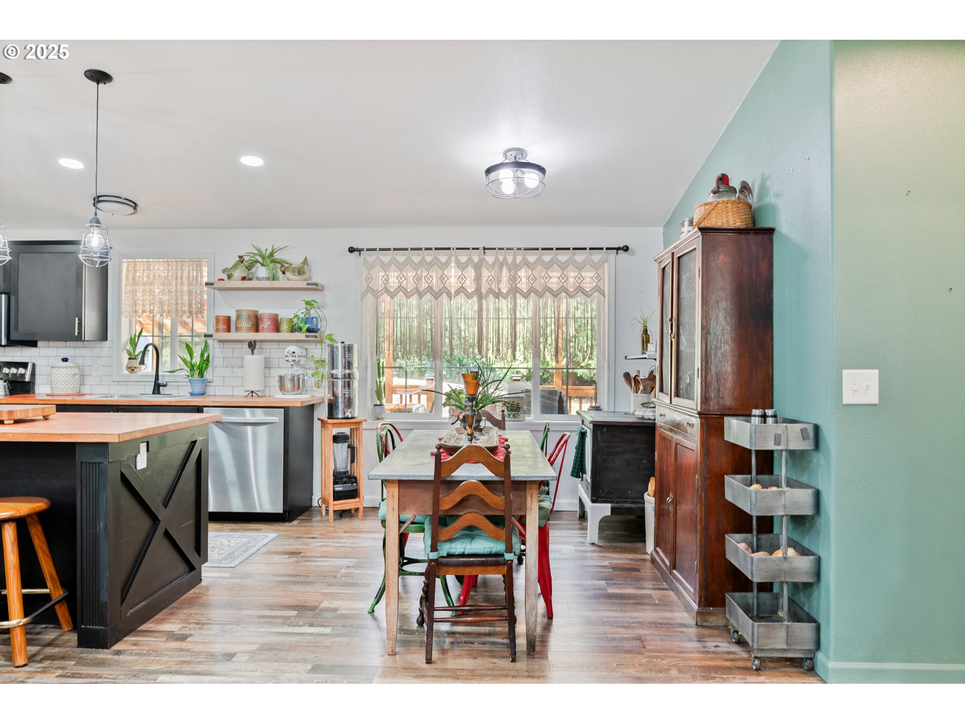 124 Vineyard Lane Winlock, WA 98596 - Photo 11 of 35