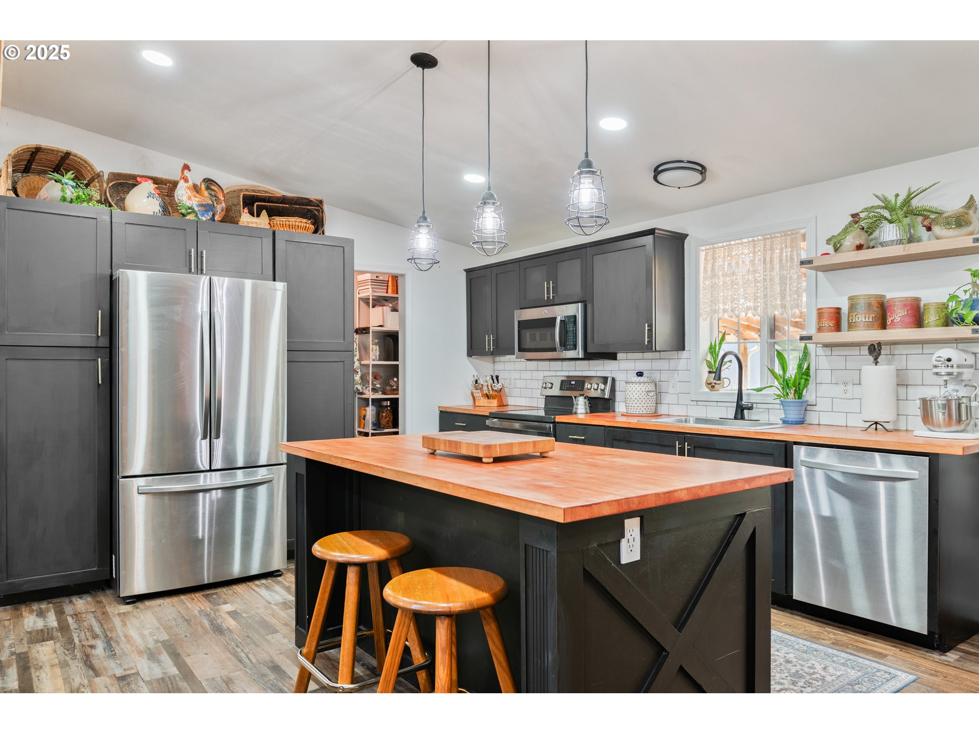 124 Vineyard Lane Winlock, WA 98596 - Photo 7 of 35