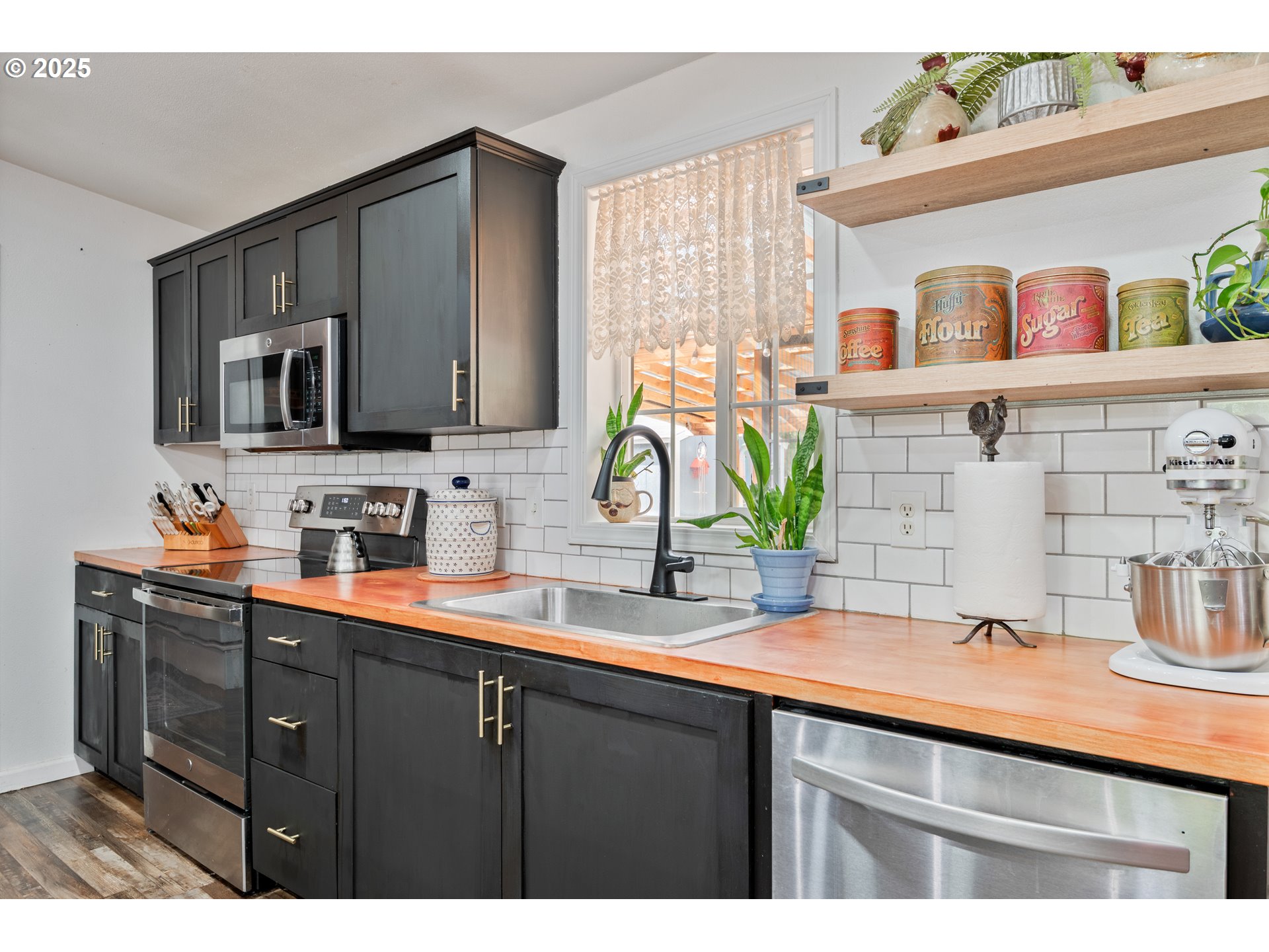 124 Vineyard Lane Winlock, WA 98596 - Photo 8 of 35