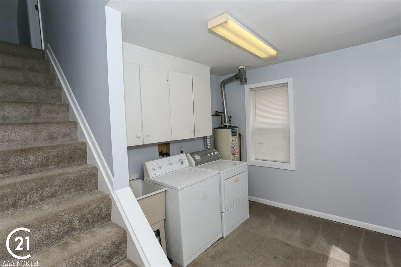 2895 Walsh Drive Rochester, MI 48309 - Photo 29 of 38 31380223-28.JPG