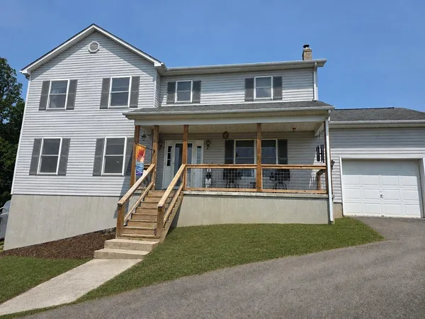 $495,000 | 3626 Old Fincastle Road, Fincastle, VA 24090