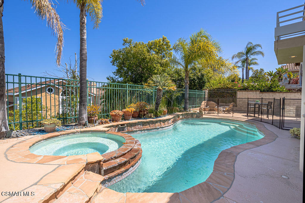 591 Hawks Bill Place Simi Valley, CA 93065 - Photo 20 of 23