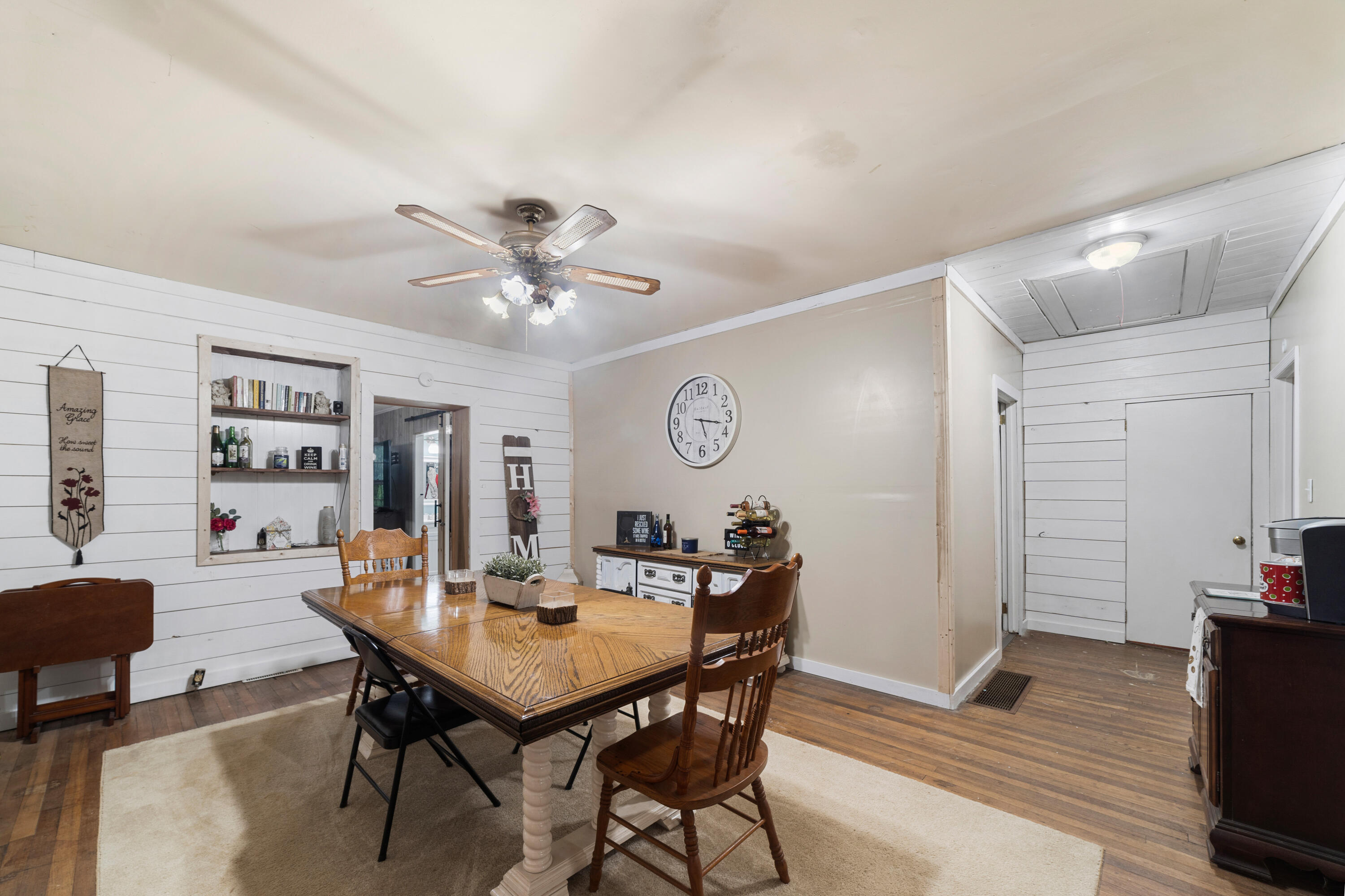 7722 Salley Road North, SC 29112 - Photo 5 of 16 5