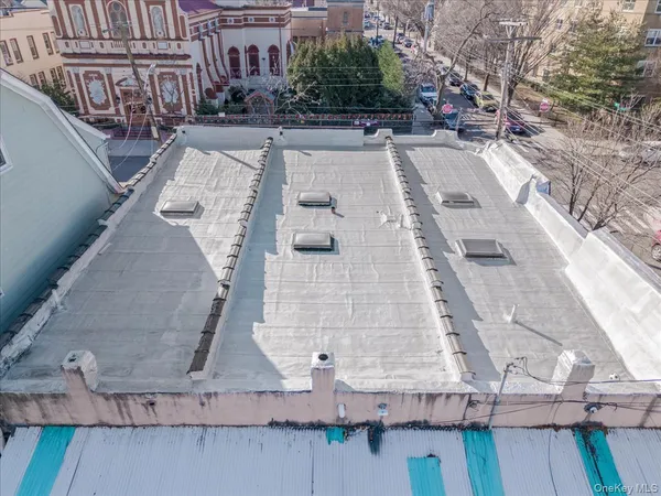 $1,800,000 | 106-01 Liverpool Street | Jamaica