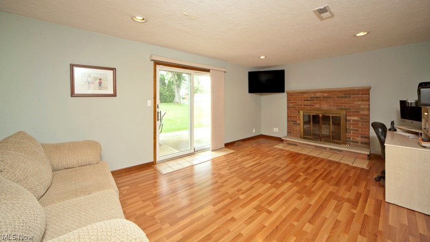 30277 Ridge Road Wickliffe, OH 44092 - Photo 9 of 19 Gallery Image 9