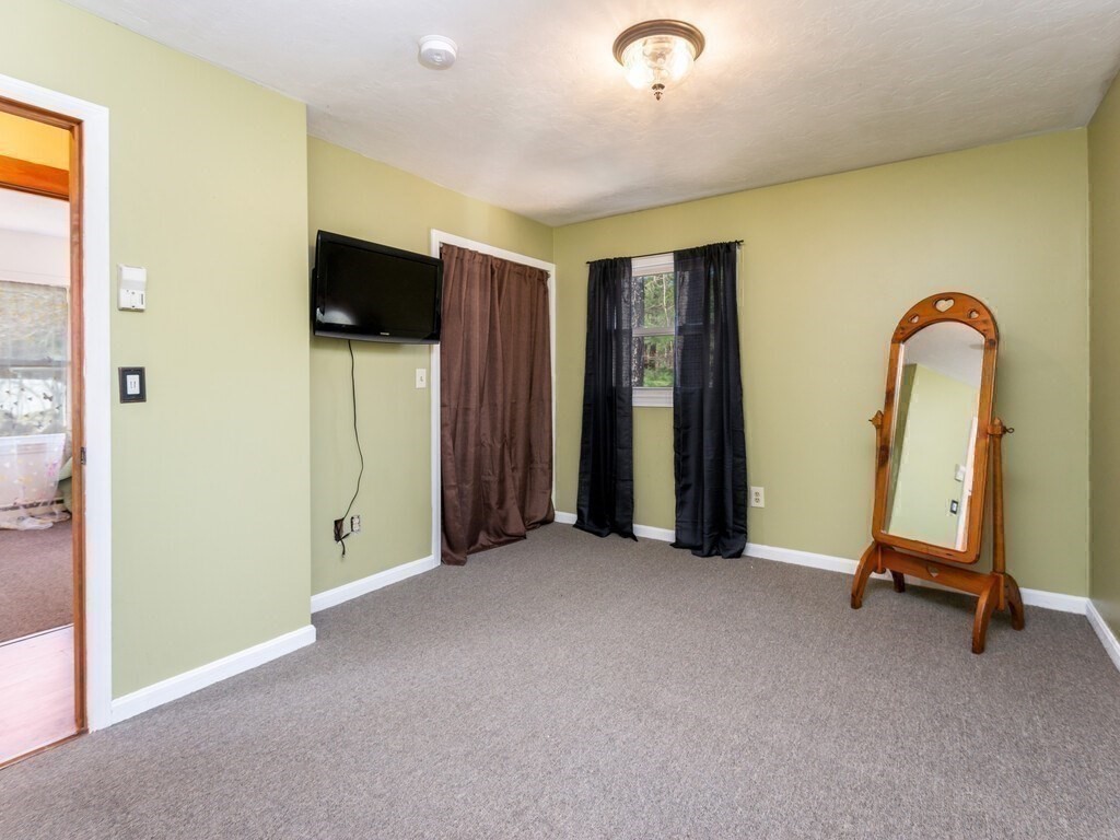 127 Dennison Cross Road Southbridge, MA 01550 - Photo 16 of 35 Gallery Image 16