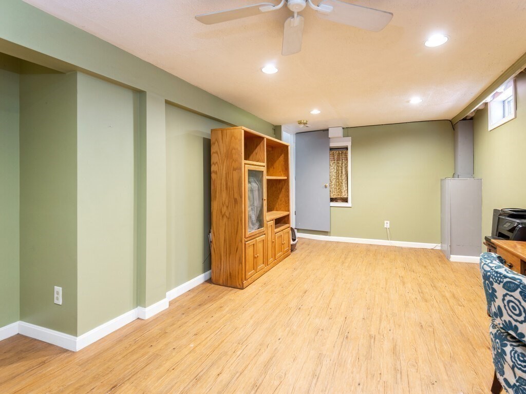 127 Dennison Cross Road Southbridge, MA 01550 - Photo 20 of 35 Gallery Image 20