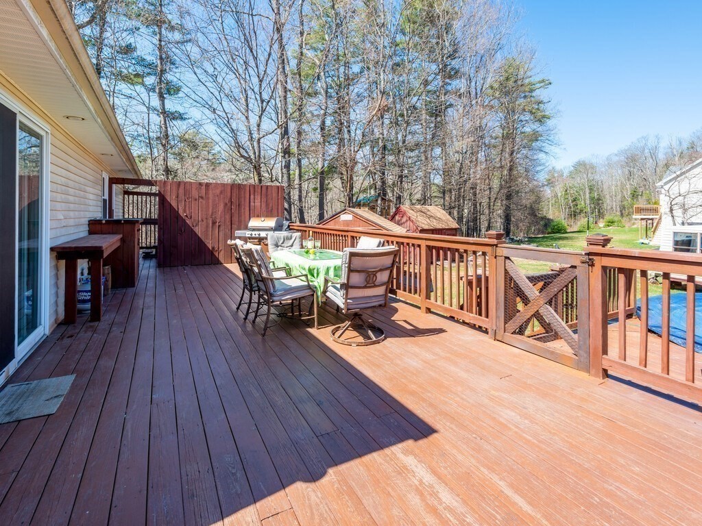 127 Dennison Cross Road Southbridge, MA 01550 - Photo 2 of 35 Gallery Image 2