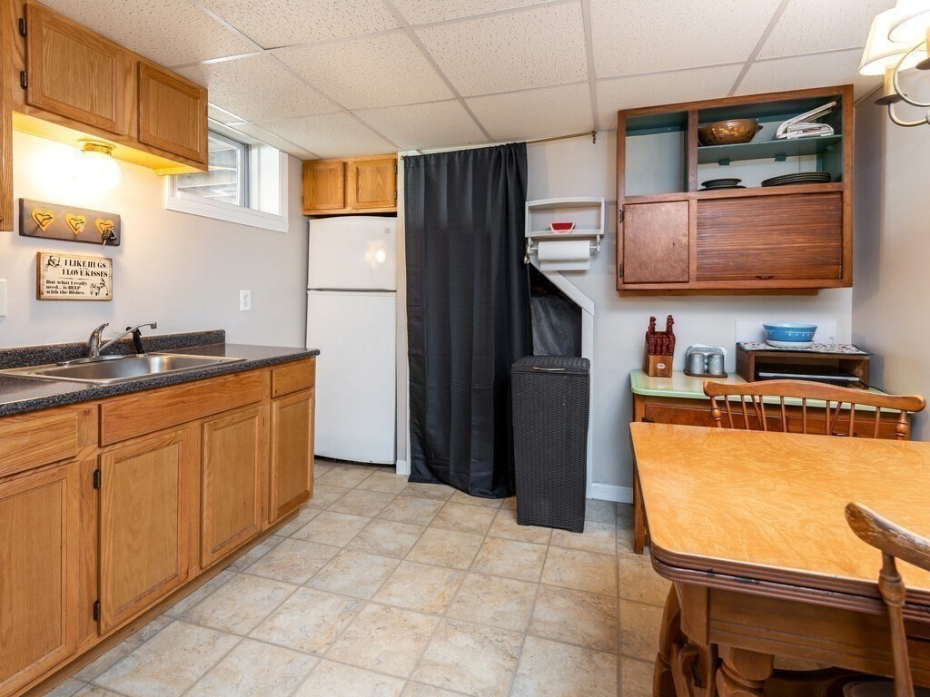 127 Dennison Cross Road Southbridge, MA 01550 - Photo 21 of 35 Gallery Image 21