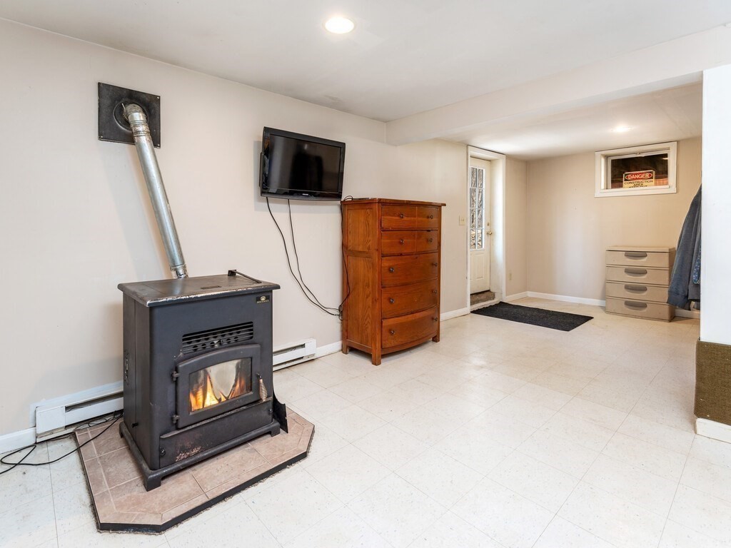 127 Dennison Cross Road Southbridge, MA 01550 - Photo 26 of 35 Gallery Image 26