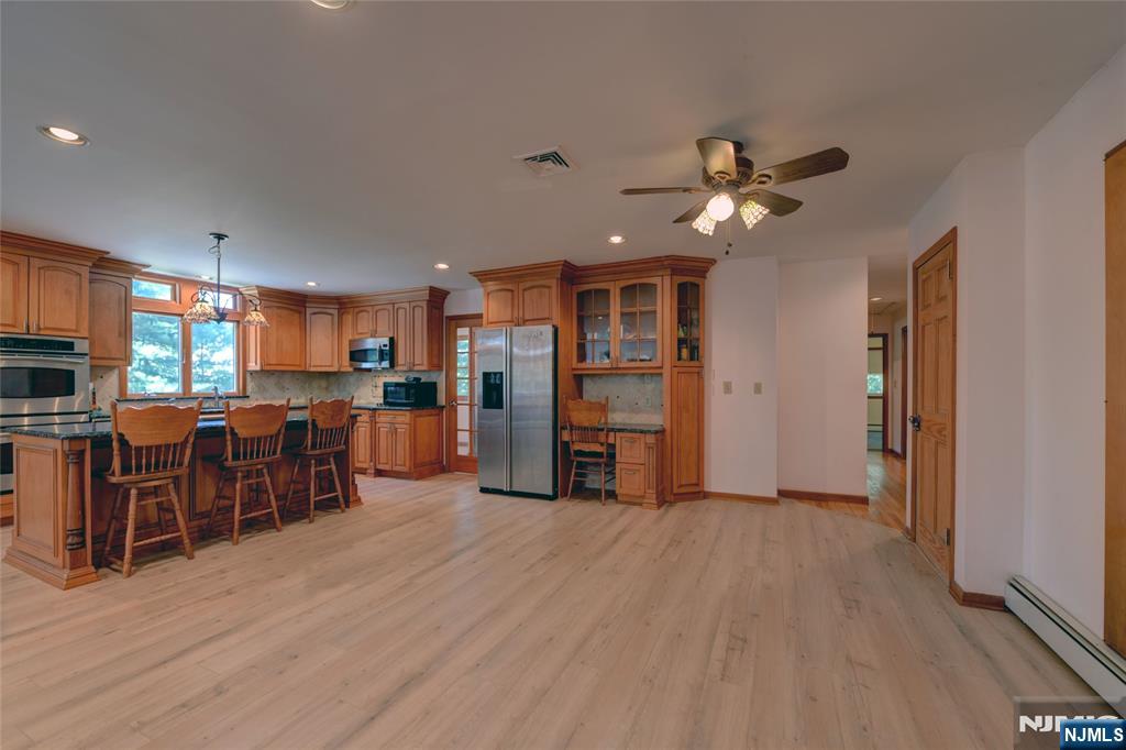 34 Knoll Road Wayne, NJ 07470 - Photo 10 of 50
