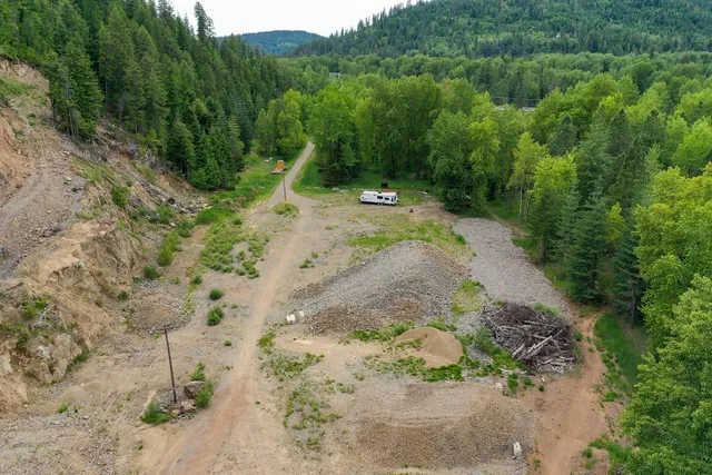 $739,000 | Nka Nka Coeur D'alene River Road, Kingston, ID 83839