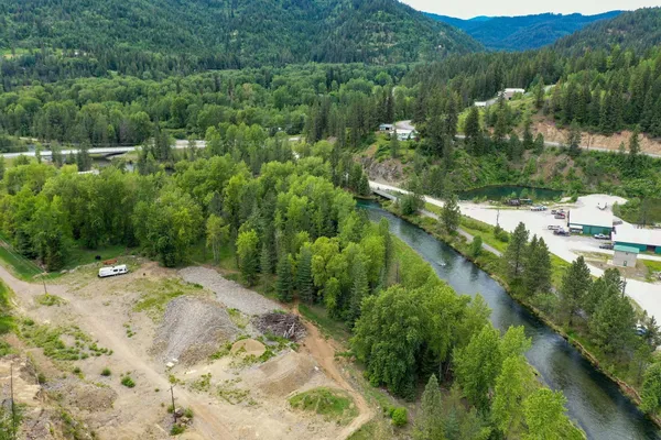 $739,000 | Nka Nka Coeur D'alene River Road, Kingston, ID 83839