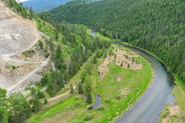 $739,000 | Nka Nka Coeur D'alene River Road, Kingston, ID 83839