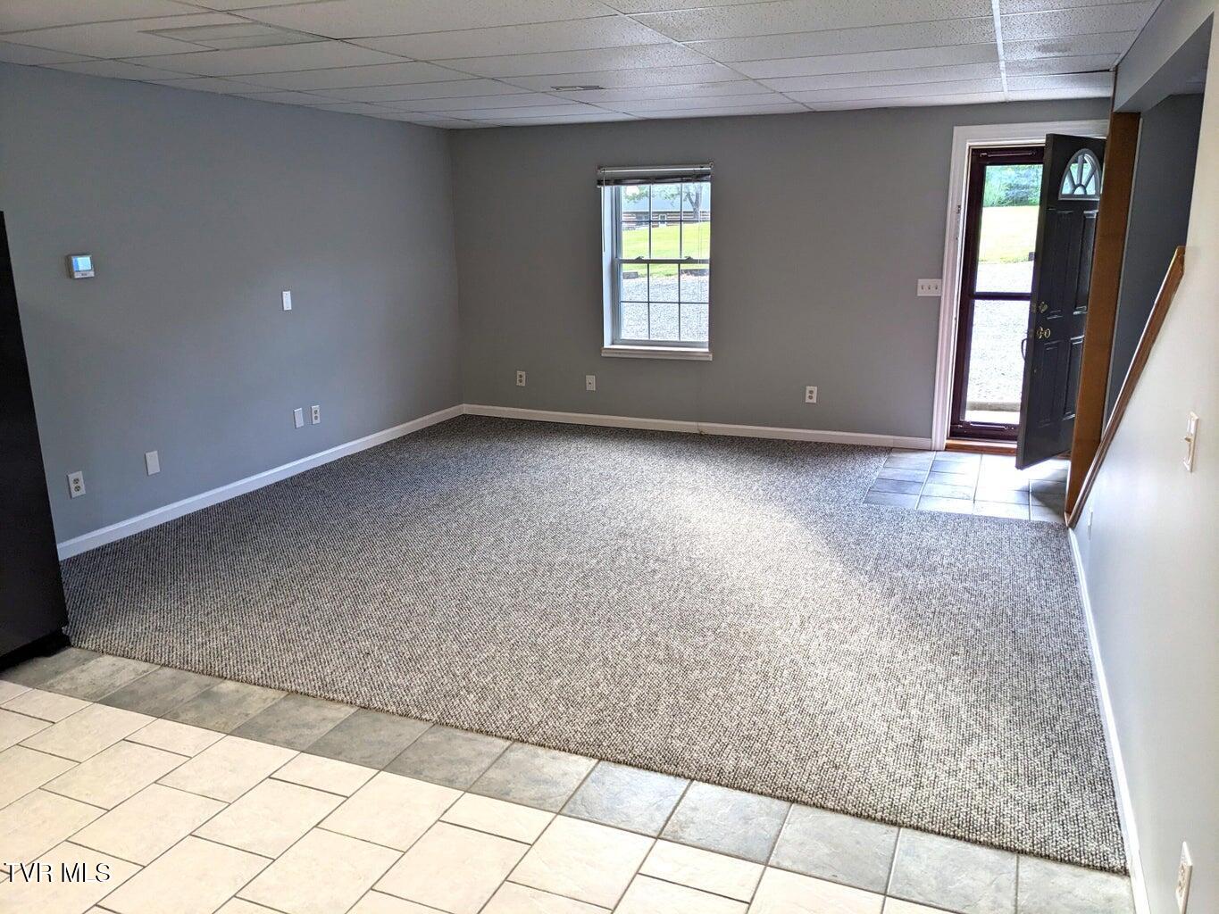 2482 Elk Way Newport, TN 37821 - Photo 6 of 36 11