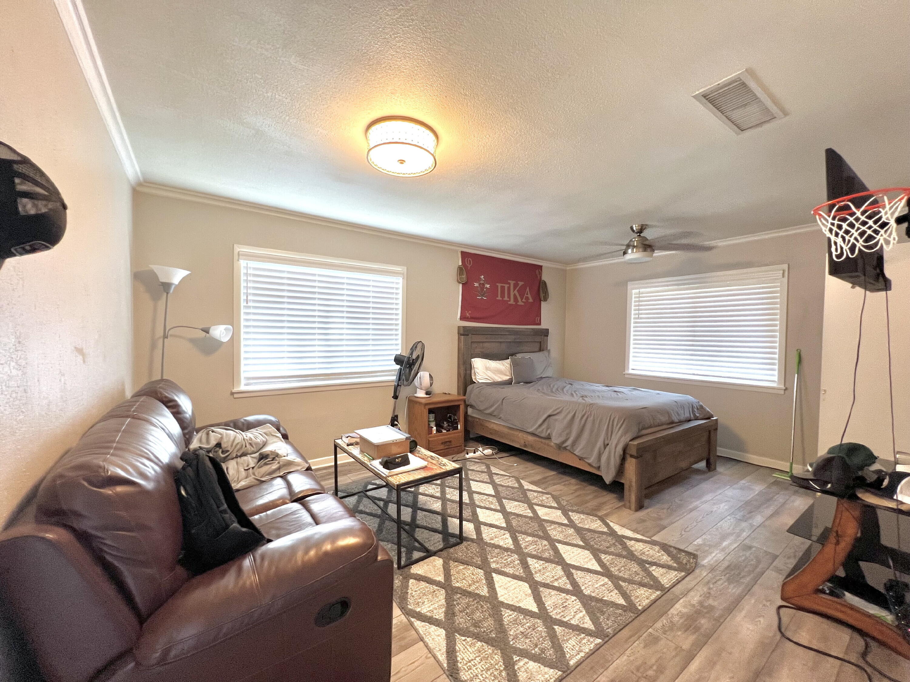 3301 39th Street Lubbock, TX 79413 - Photo 12 of 17 IMG_1550