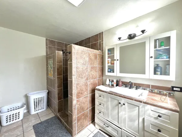 $2,500 | 3301 39th Street, Lubbock, TX 79413
