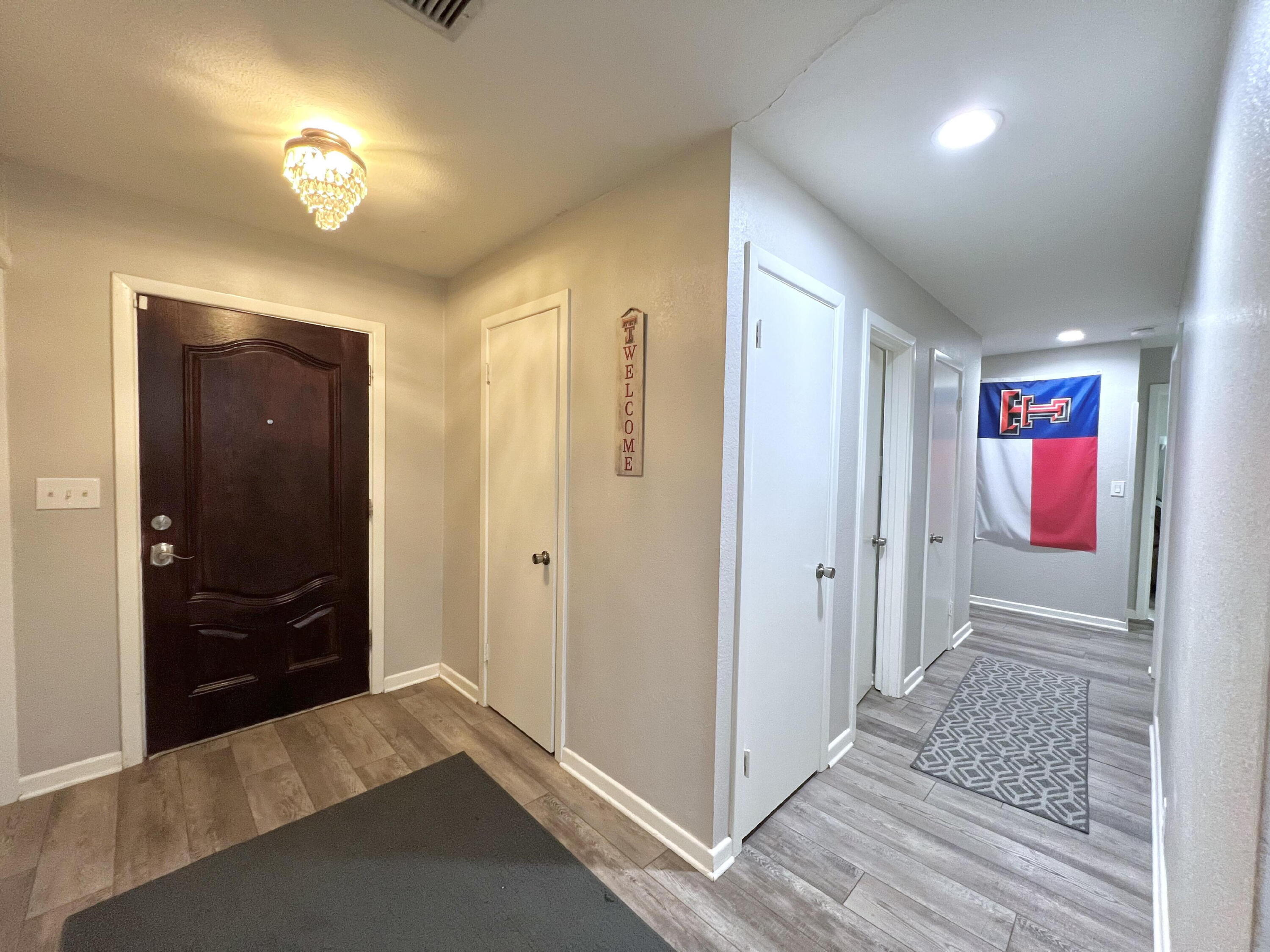 3301 39th Street Lubbock, TX 79413 - Photo 3 of 17 5E833026-A693-4659-9157-A66D0C80285A_1_2