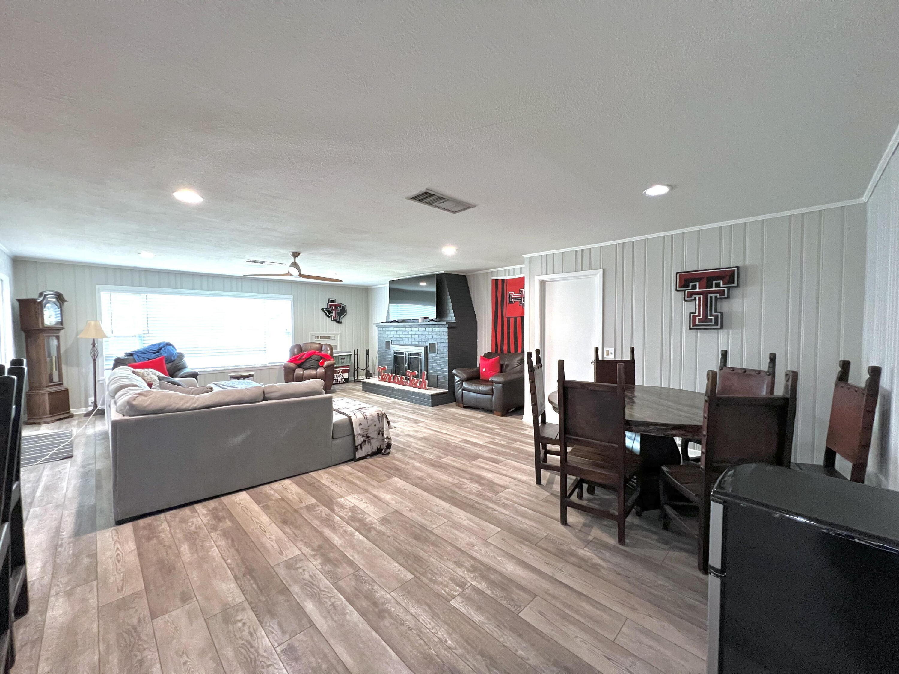 3301 39th Street Lubbock, TX 79413 - Photo 7 of 17 8D50D280-4671-4D44-B5E9-93575BCE558B_1_2