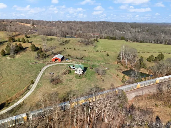 $275,000 | 4804 East Tunnel Road, Marengo, IN 47140