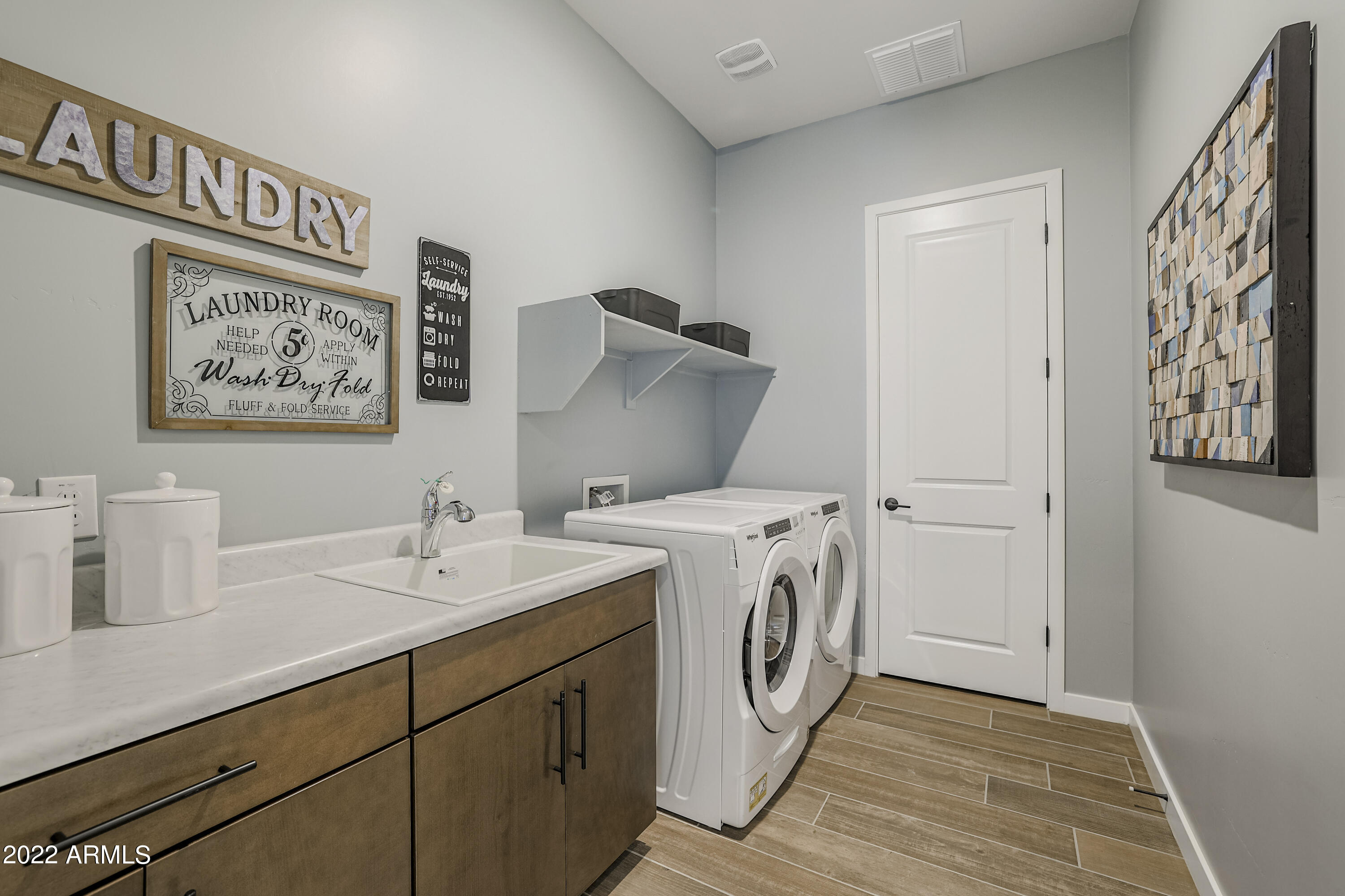 23021 East Maya Road Queen Creek, AZ 85142 - Photo 15 of 22 MATPHX_MEG_Calrosa_Laundry