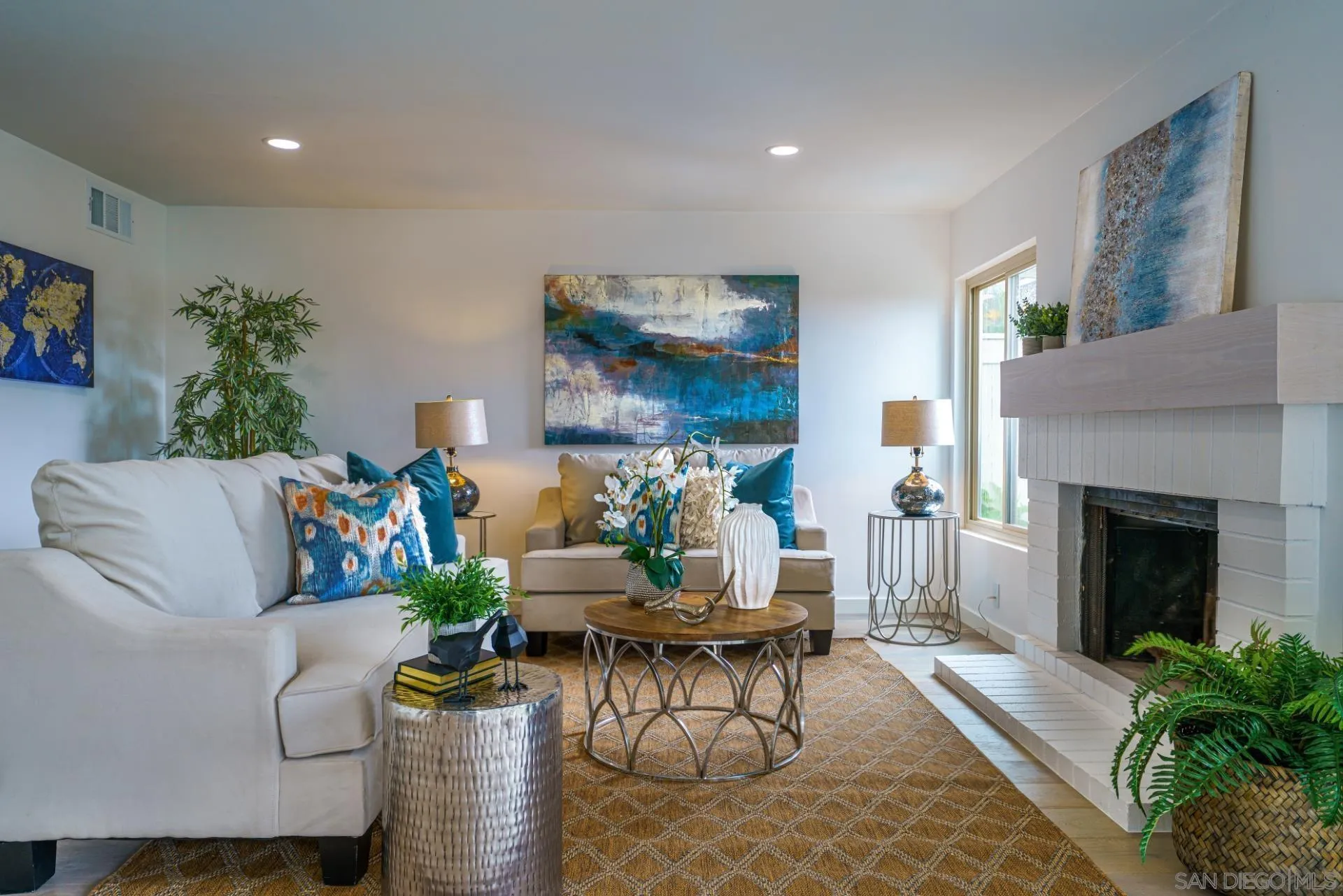 13472 Salmon River Road San Diego, CA 92129 - Photo 2 of 3