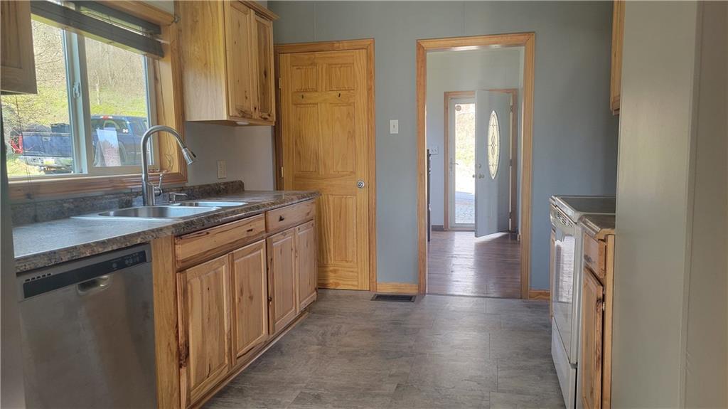964 Ralphton Road Stoystown, PA 15563 - Photo 13 of 40 Gallery Image 13