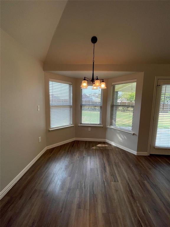 628 East Walcott Street Pilot Point, TX 76258 - Photo 9 of 27 Gallery Image 9
