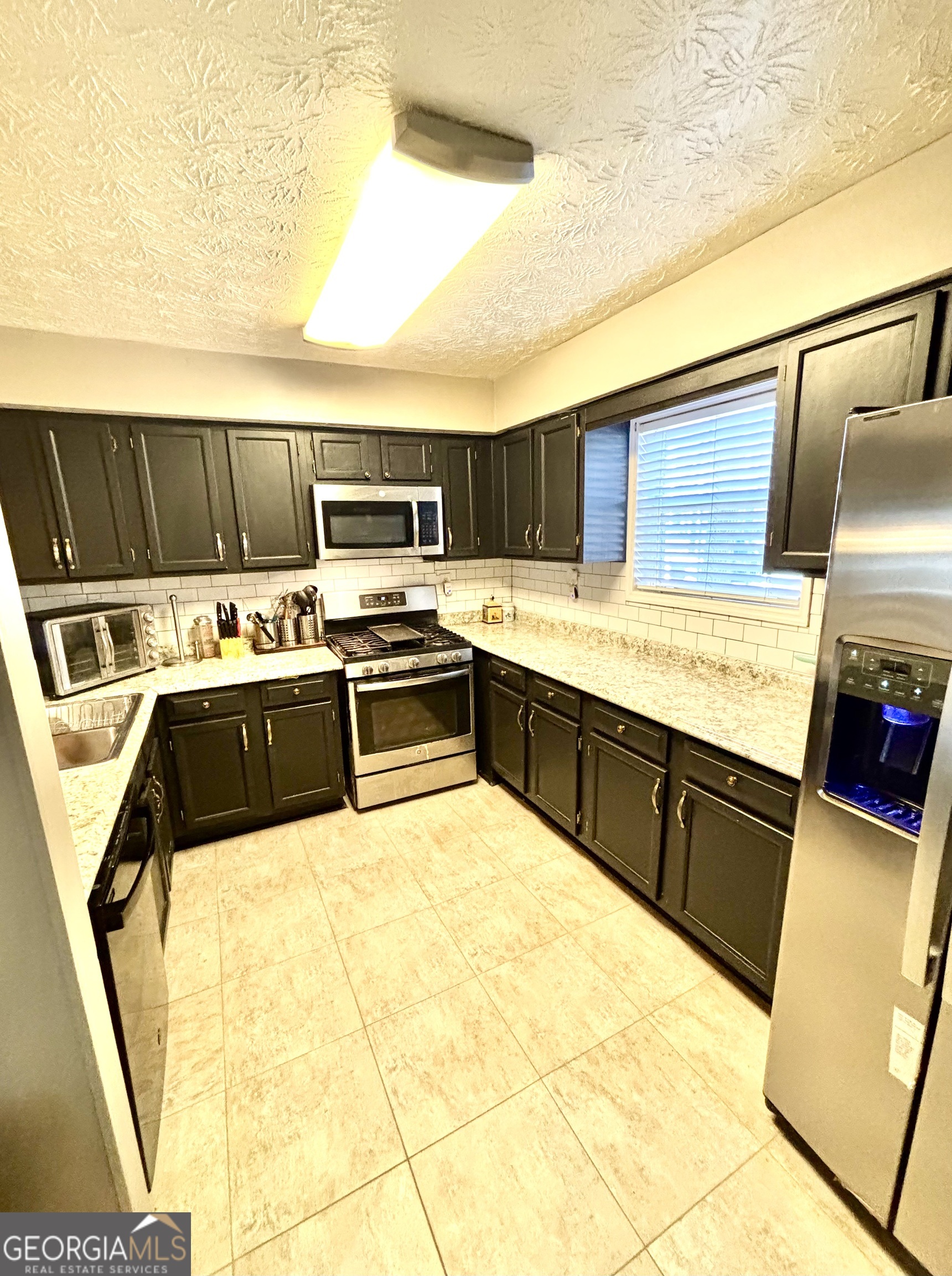 6428 Pinebark Way Morrow, GA 30260 - Photo 9 of 15