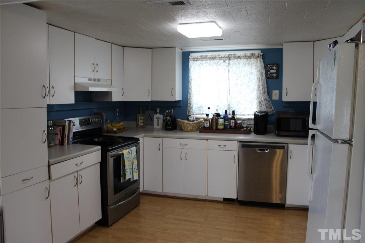 412 Hall Road Robbins, NC 27325 - Photo 18 of 30