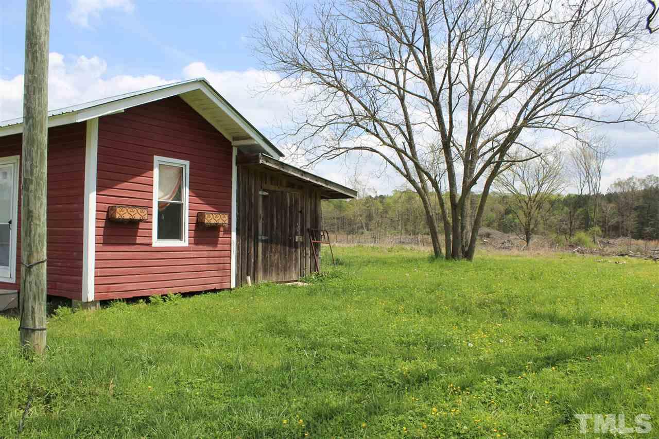 412 Hall Road Robbins, NC 27325 - Photo 8 of 30