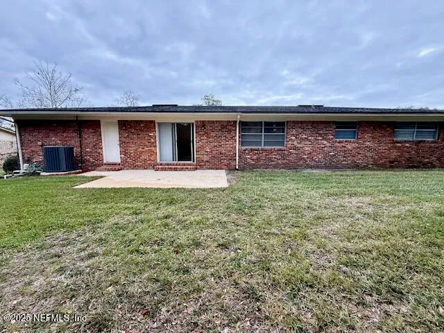 $1,900 | 5907 Gumwood Drive, Jacksonville, FL 32277