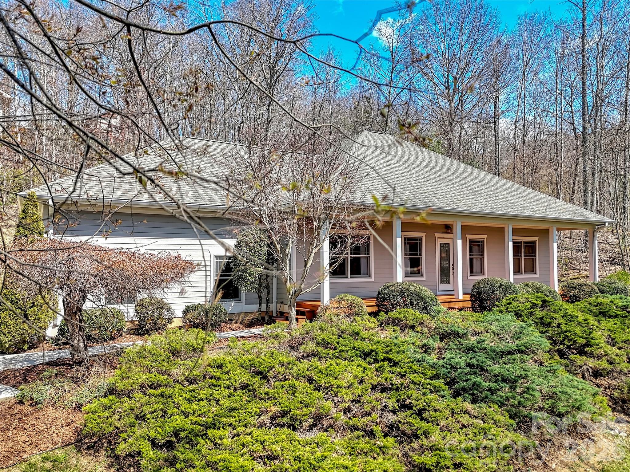 523 Brandywine Road Waynesville, NC 28786 - Photo 2 of 46