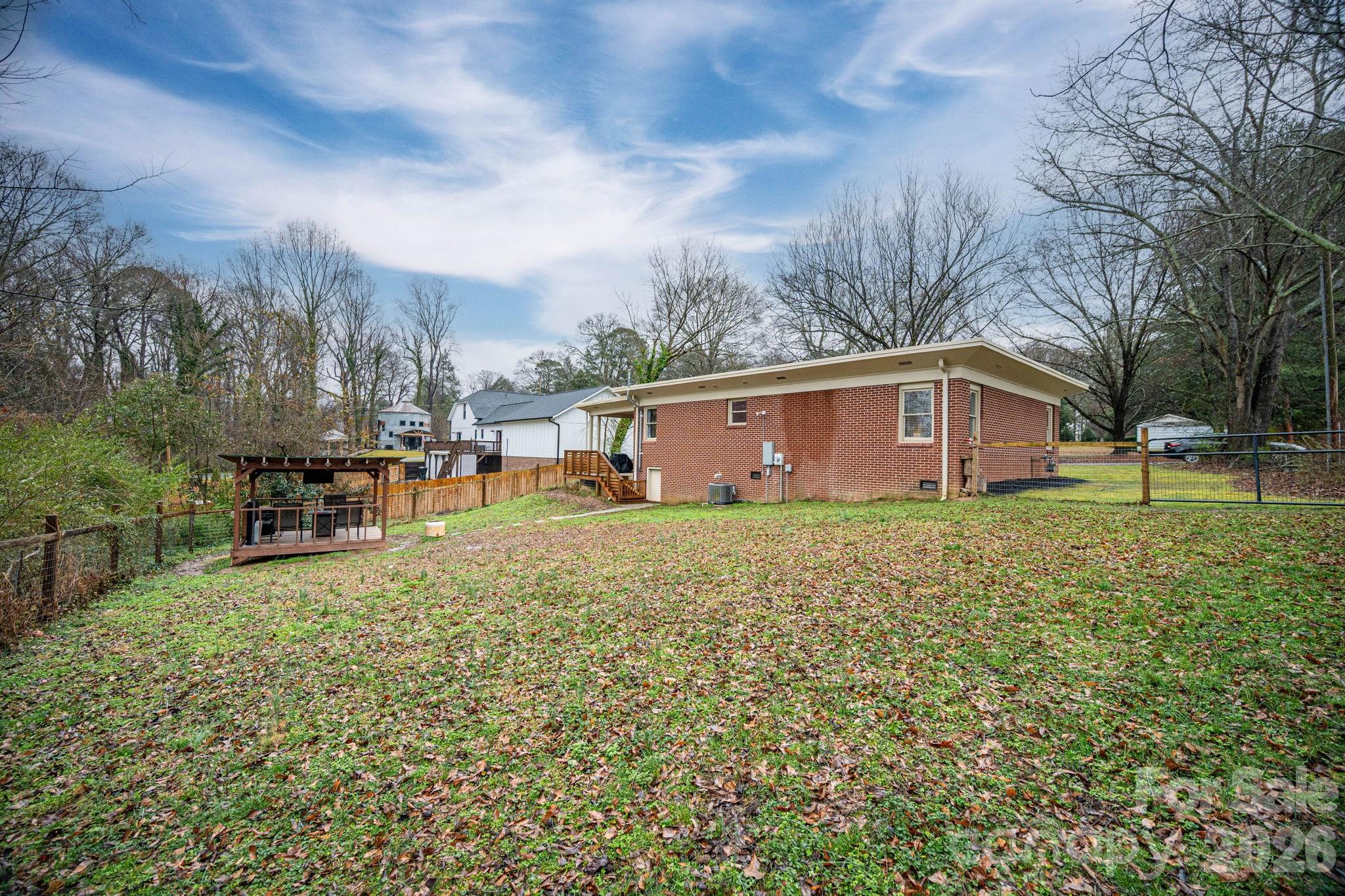 335 East Sumner Street Lincolnton, NC 28092 - Photo 39 of 43