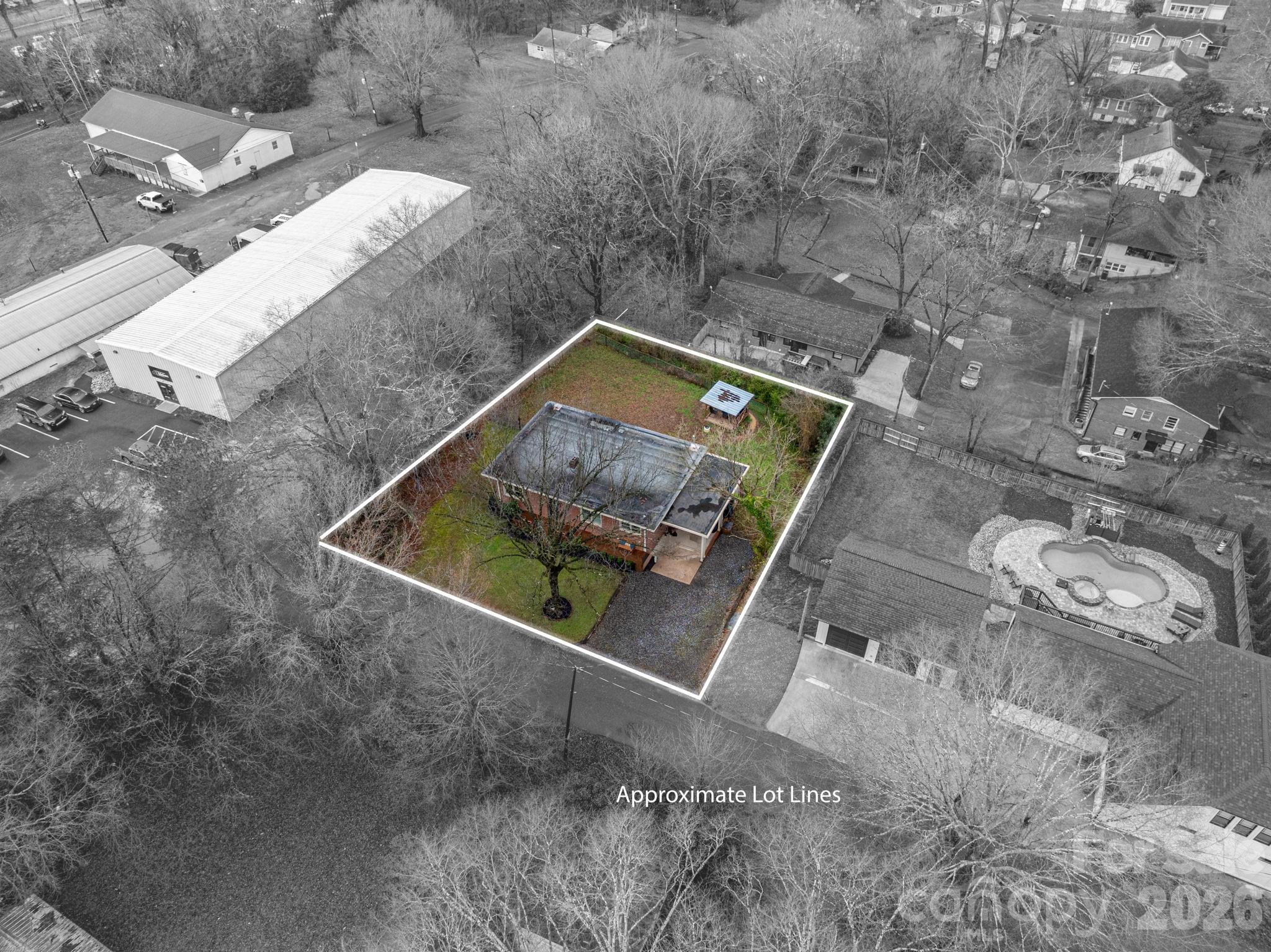 335 East Sumner Street Lincolnton, NC 28092 - Photo 42 of 43