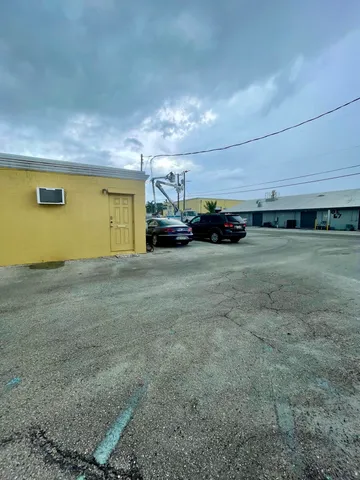 a view of a car garage